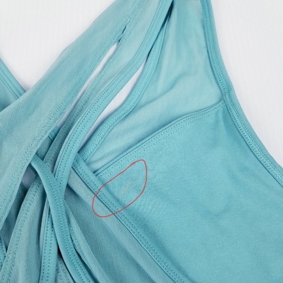 Fabletics Faye Medium Impact Sports Bra II NWT, size 2X - Picture 9 of 9